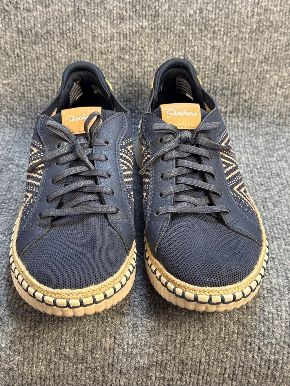 Skechers Navy & Tan Platform Knit Lace-Up Sneakers Size 9.5